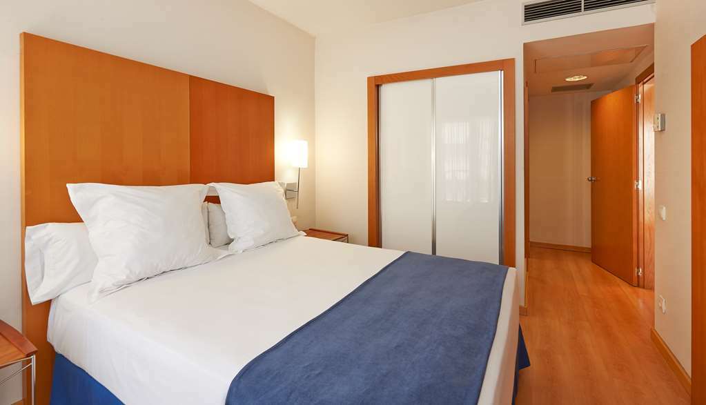 Hesperia Barcelona Del Mar Hotel Room photo